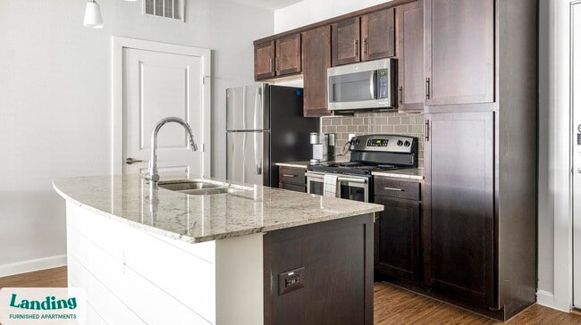 Photo - 4300 Cromwell Dr Unidad 5206