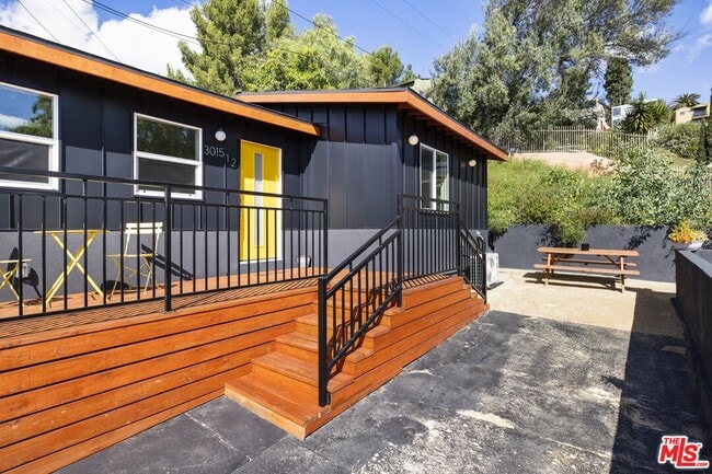 Photo - 3015 1/2 Future Pl