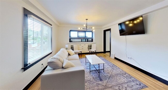 Photo - 6389 N Commercial Ave