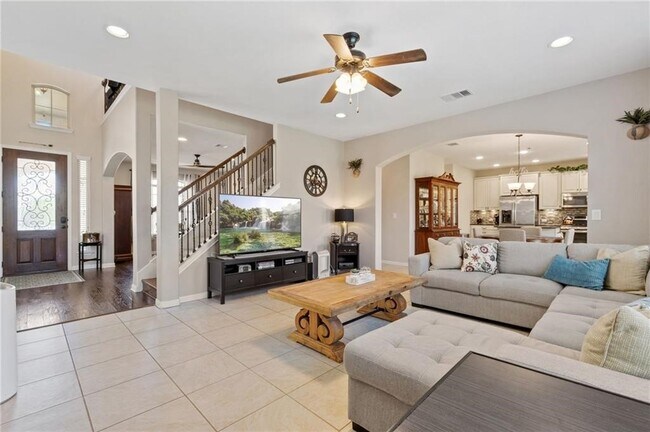 Photo - 2337 Muzzie Ln