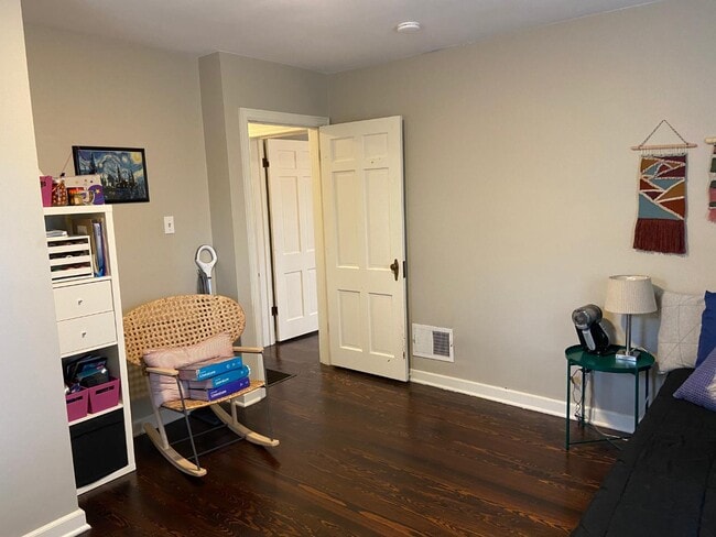 Photo - 913 Palmer Rd