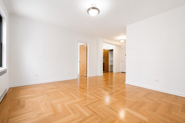 Photo - 700 Fort Washington Ave Unit 5F