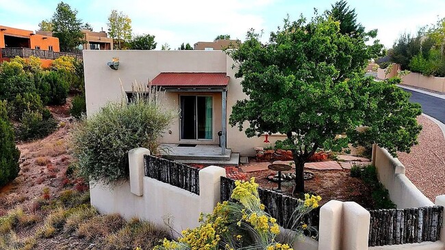 Photo - For Rent: "Casita de Colina" – Peaceful Living Just Minutes from Downtown Santa Fe