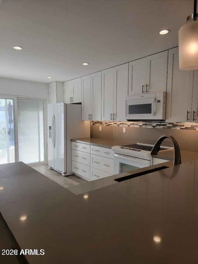 4242 N 31st Pl