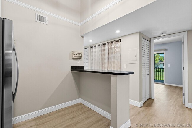 Photo - 6299 Chasewood Dr Unit H