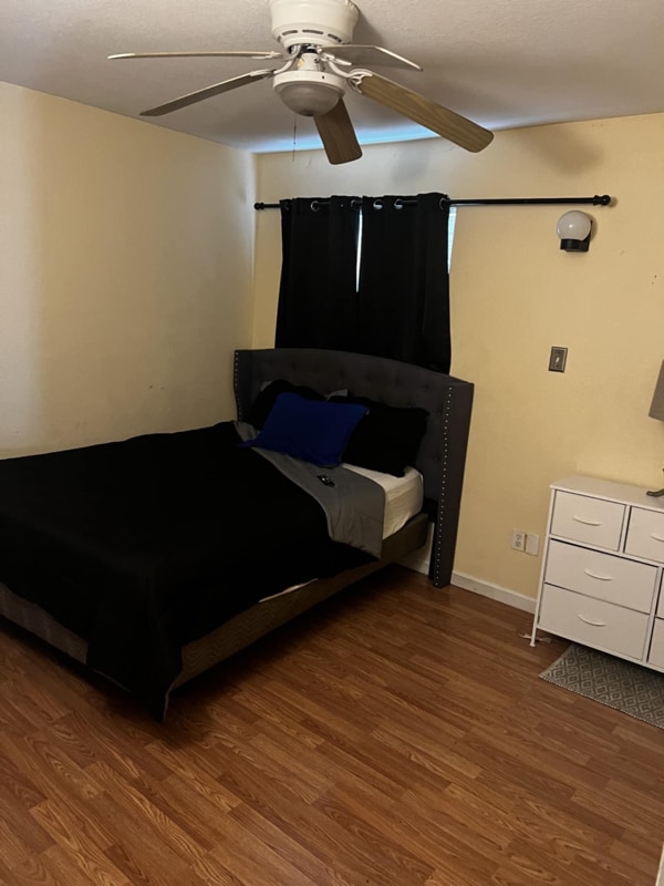 Building Photo - 2101 Wright Way Rental