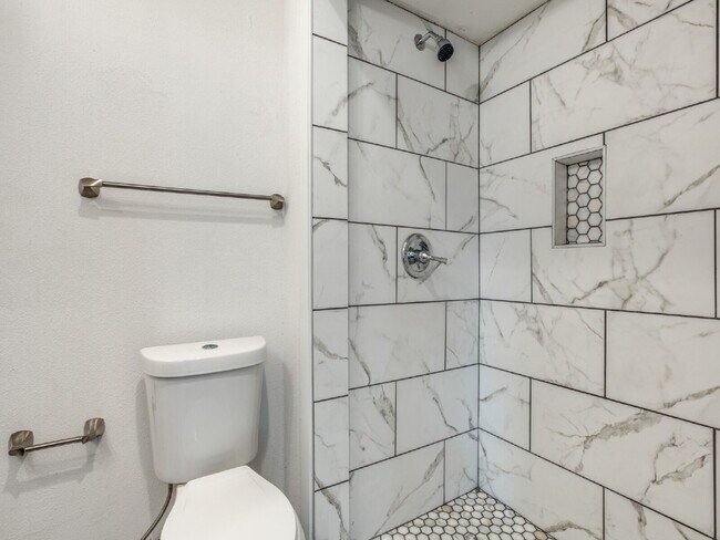 Photo - 326 Wildbriar Dr