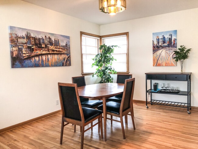 Dining Room - 2915 W 71st St