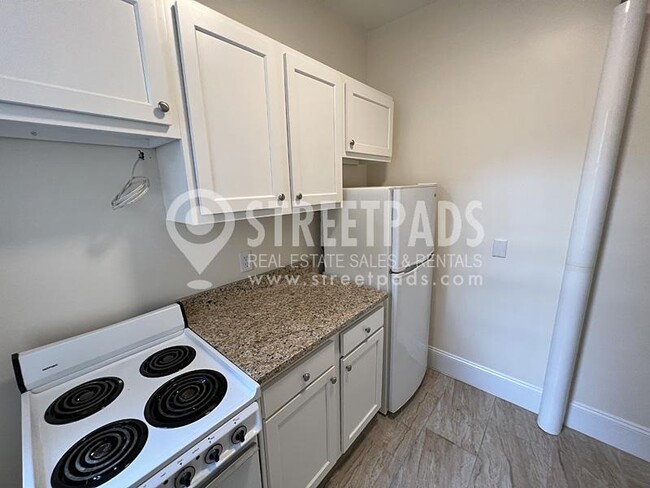 Photo - 1 bedroom in Boston MA 02215