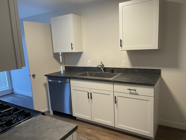 Photo - 1210 E Monroe Dr