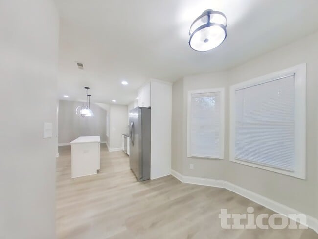Photo - 2501 Haybrook Ln