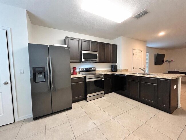 Photo - 471 Arbor Lakes Dr