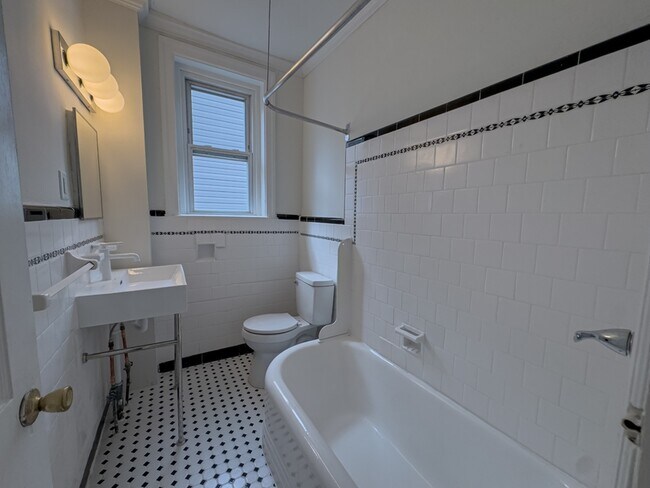 Photo - 1223 N Franklin St