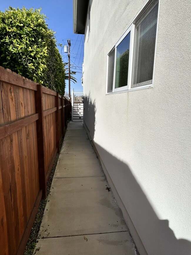 Photo - 1522 Morenci St Unidad 1522 Morenci St San Diego CA 92110