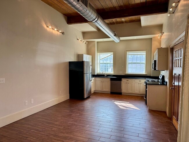 Photo - 2 Ames St Unit 1