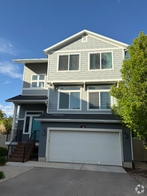 Building Photo - 719 E 380 S Rental