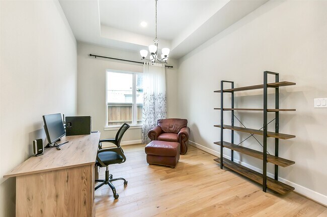 Photo - 28289 Emerald Bnd