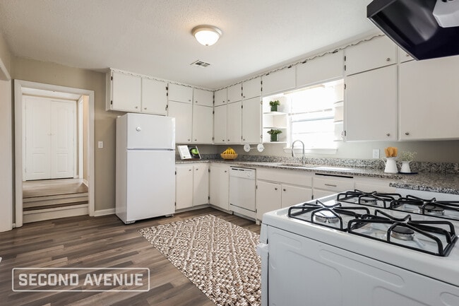 Photo - 805 E Etowah Rd