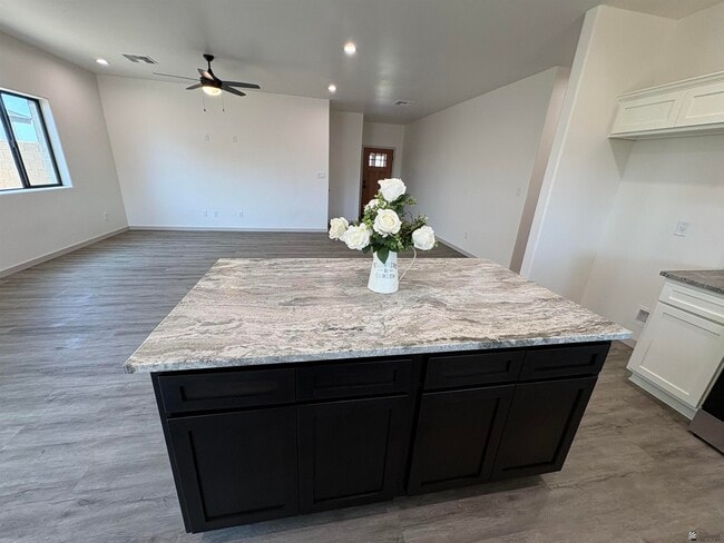 4311 W 31st Pl