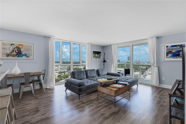 Photo - 1688 West