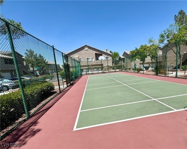 Building Photo - 2052 Turquoise Ridge St Unit 207