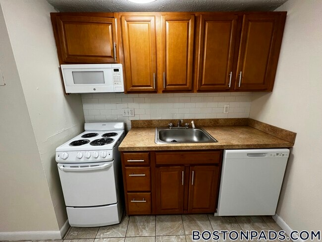 Photo - 90 Gardner St Unit 1B