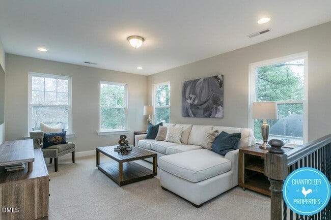 Photo - 2528 Reynolds Dr