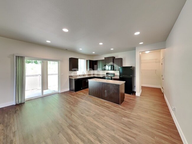 Photo - 1709 Blacktail Ln