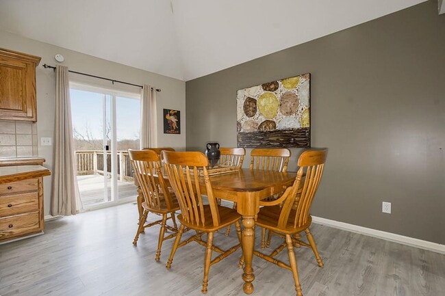 Photo - 212 Rachel Ct