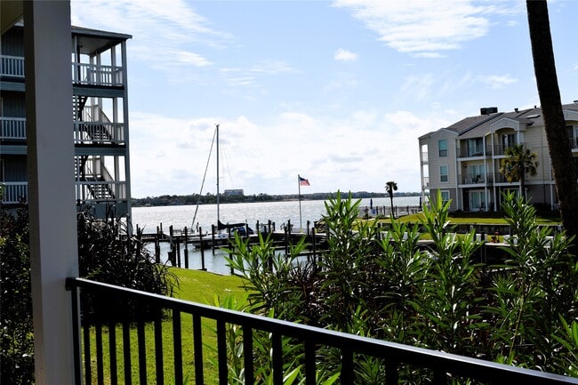 Building Photo - 4011 NASA Road 1 Unit True