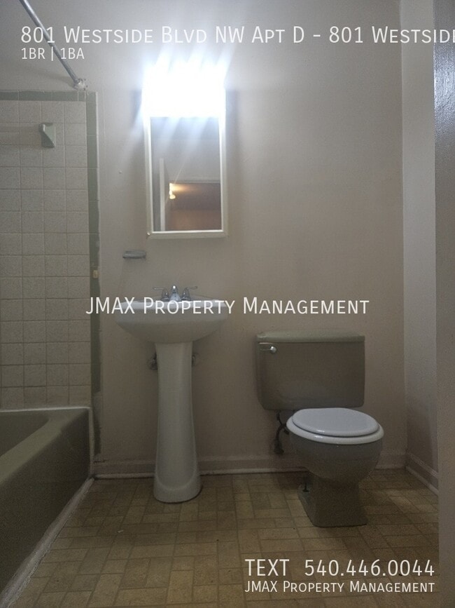 Photo - 801 Westside Blvd NW Unidad 801 Westside Blvd NW #D