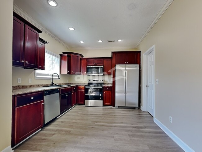 Photo - 113 Tolliver Ln