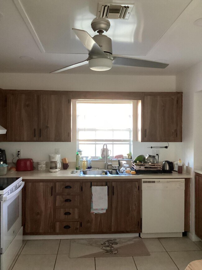 Photo - 1225 S Lakes End Dr Unit A