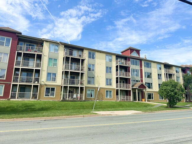 Photo - Carriage Place