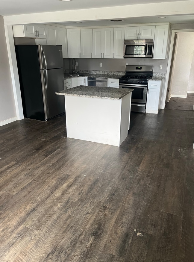 Photo - 525 Grove St