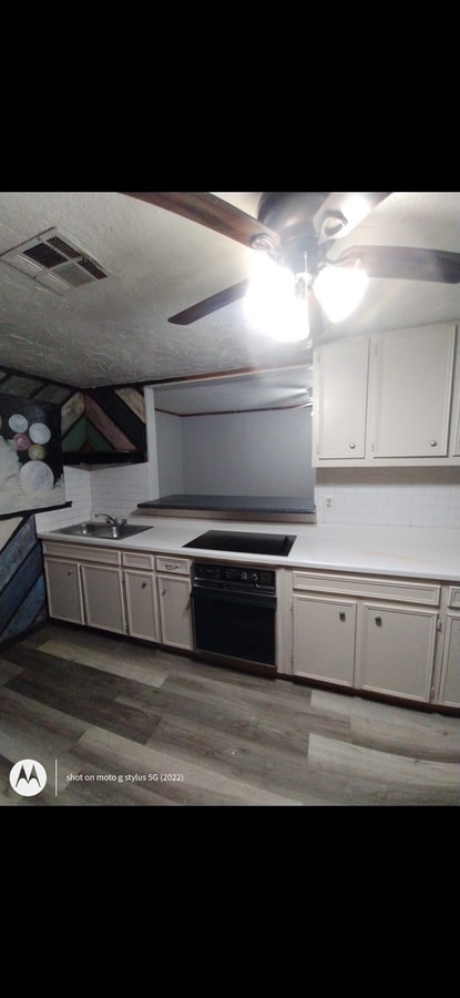 Photo - 1bedroom efficiency 1bathroom shared parking