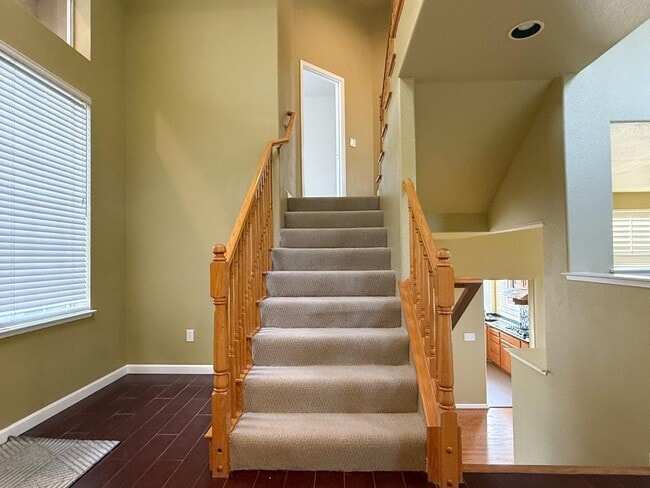 Photo - 15 Parkridge Cir