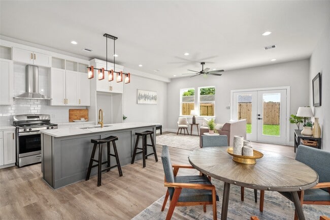 Photo - 7228 Avenue B