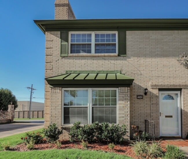 Beautiful midtown condo - Beautiful midtown condo