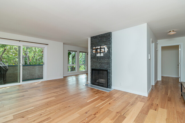 Photo - 3637 Glendon Ave Townhome