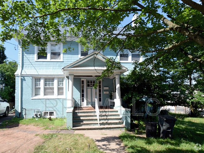 Building Photo - 488 Heywood Ave Rental
