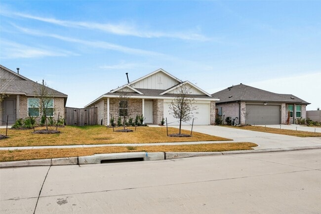 Building Photo - 6523 Water Oak Grn Ln