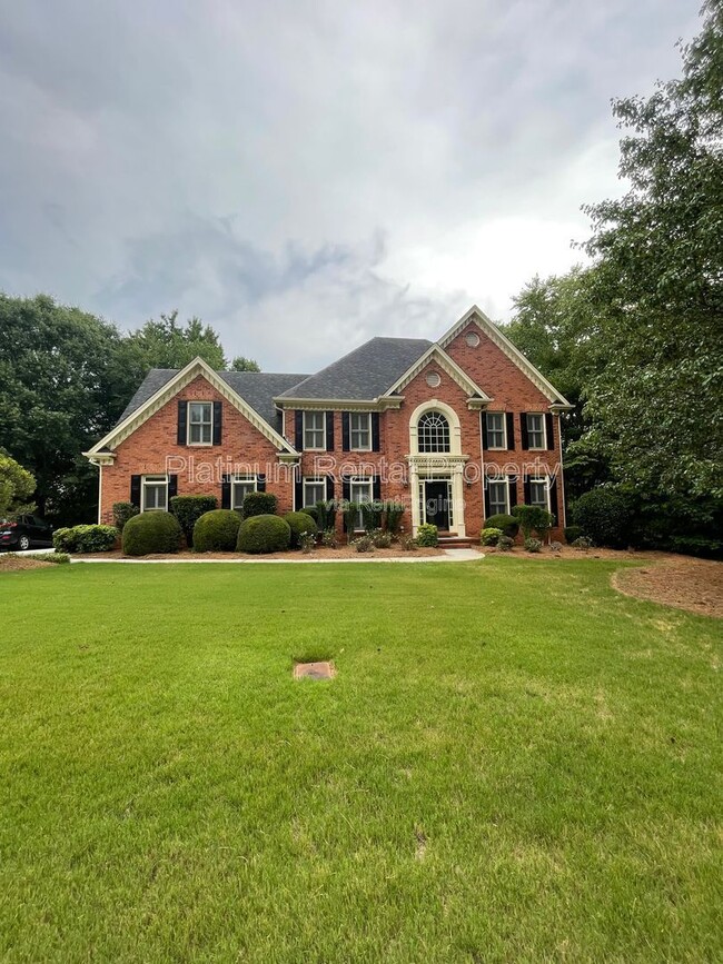 Building Photo - 870 Ingleside Dr