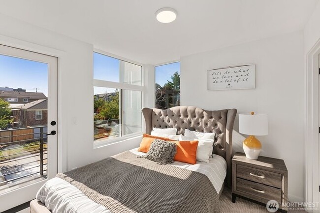 Photo - 5518 11th Ave NW