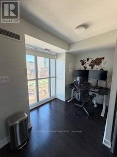 Photo - 151 Dan Leckie Way Unité 821