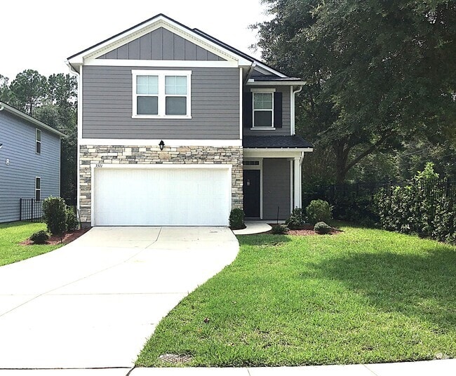 Building Photo - 3371 Roundabout Dr Rental