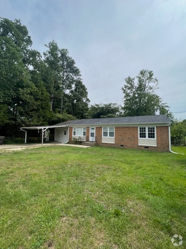 Building Photo - Single Level Rental in Sanford, NC - 3 Bed...