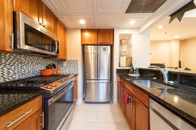 Photo - 227 Christopher Columbus Dr Unit 336B