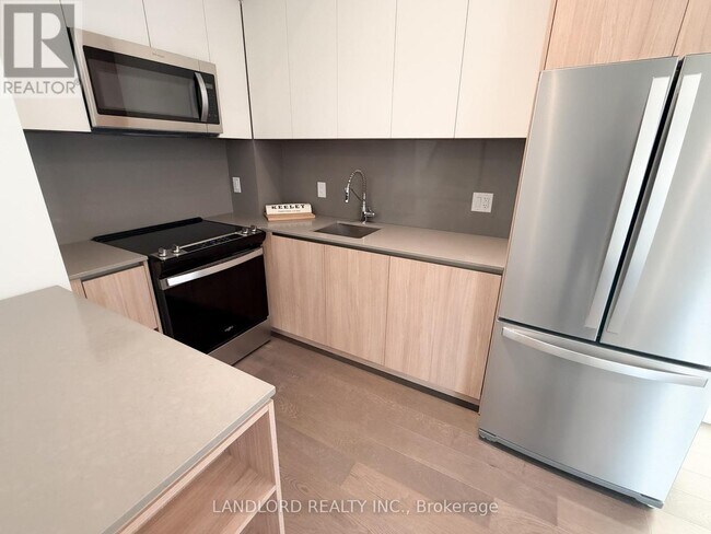 Photo - 15 Maryport Ave Unit 112