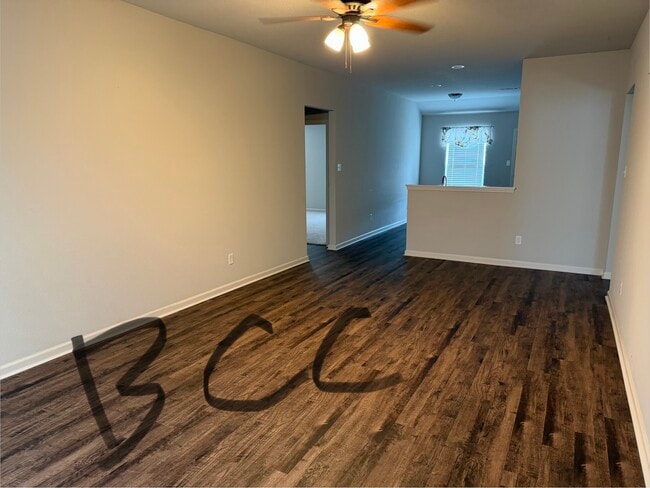 110 Sunland Dr